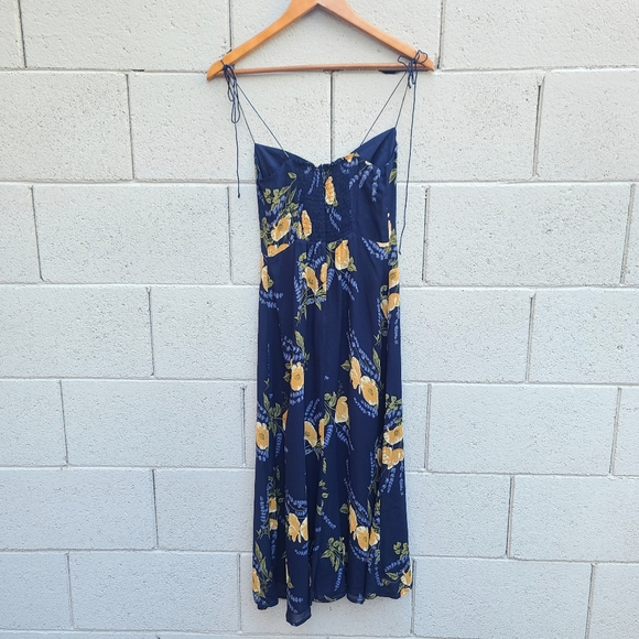 Reformation | Juliette Midi Slit Dress in Petit Jardin Floral Print Size 2 - Picture 9 of 13